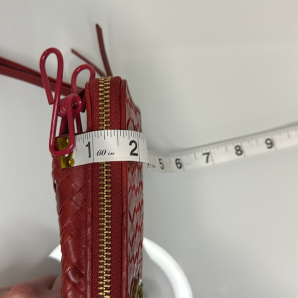 Elliott Lucca red woven leather phone wallet/wristlet - Picture 13 of 14